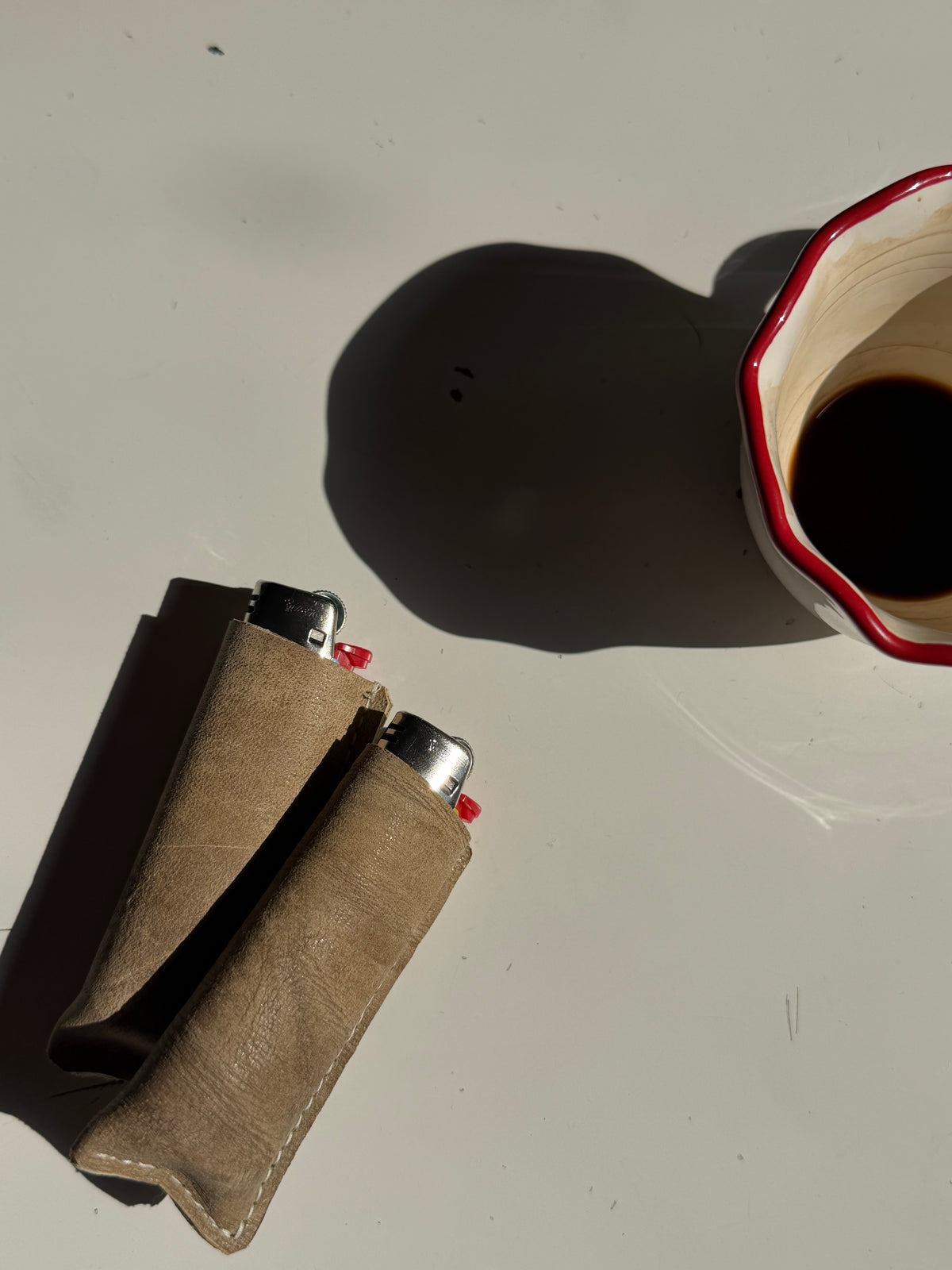 ‘FUMO DEL MATTINO’ LEATHER LIGHTER HOLDER